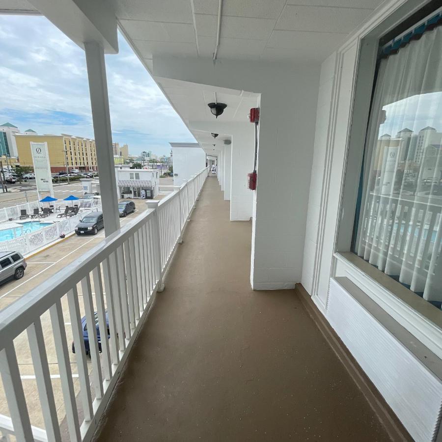 Oceans 2700 Virginia Beach Exterior foto